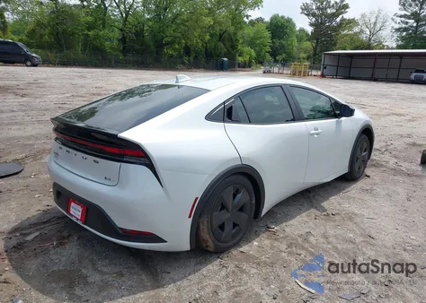 2025 Toyota Prius Le из США, поврежденный, VIN JTDACAAU4S3050100